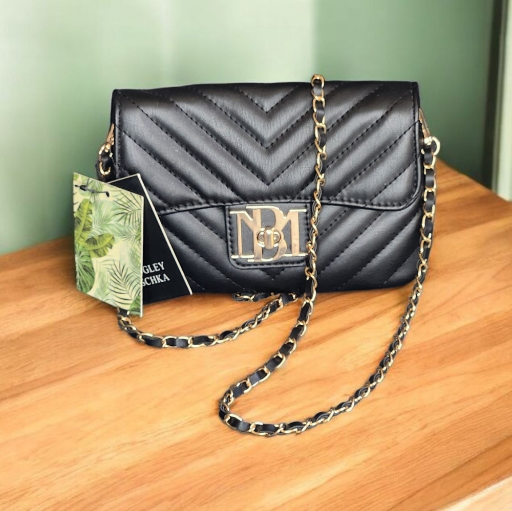 Badgley Mischka Black & Gold Quilted Small Crossbody Phone Evening Bag NEW Vegan